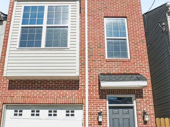 44 Uxor Way, Pittsburgh, PA 15203