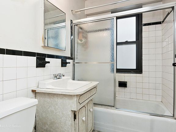 4th image of 357 Grand St #K1601