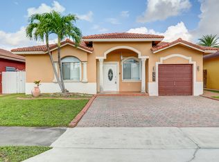 7961 NW 201st Ter, Hialeah, FL 33015