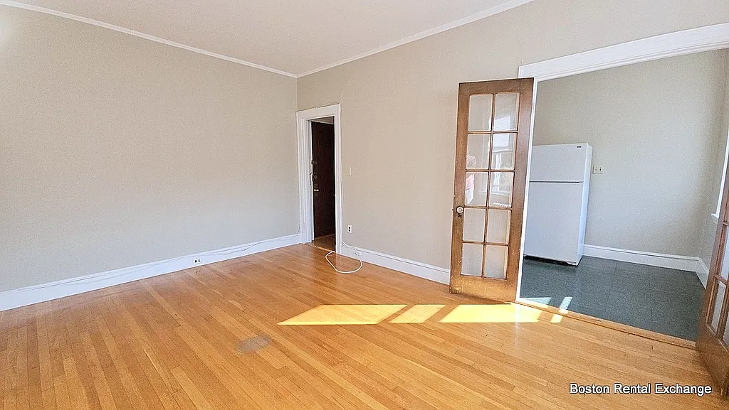 2 bed, $2,600 — Photo 3