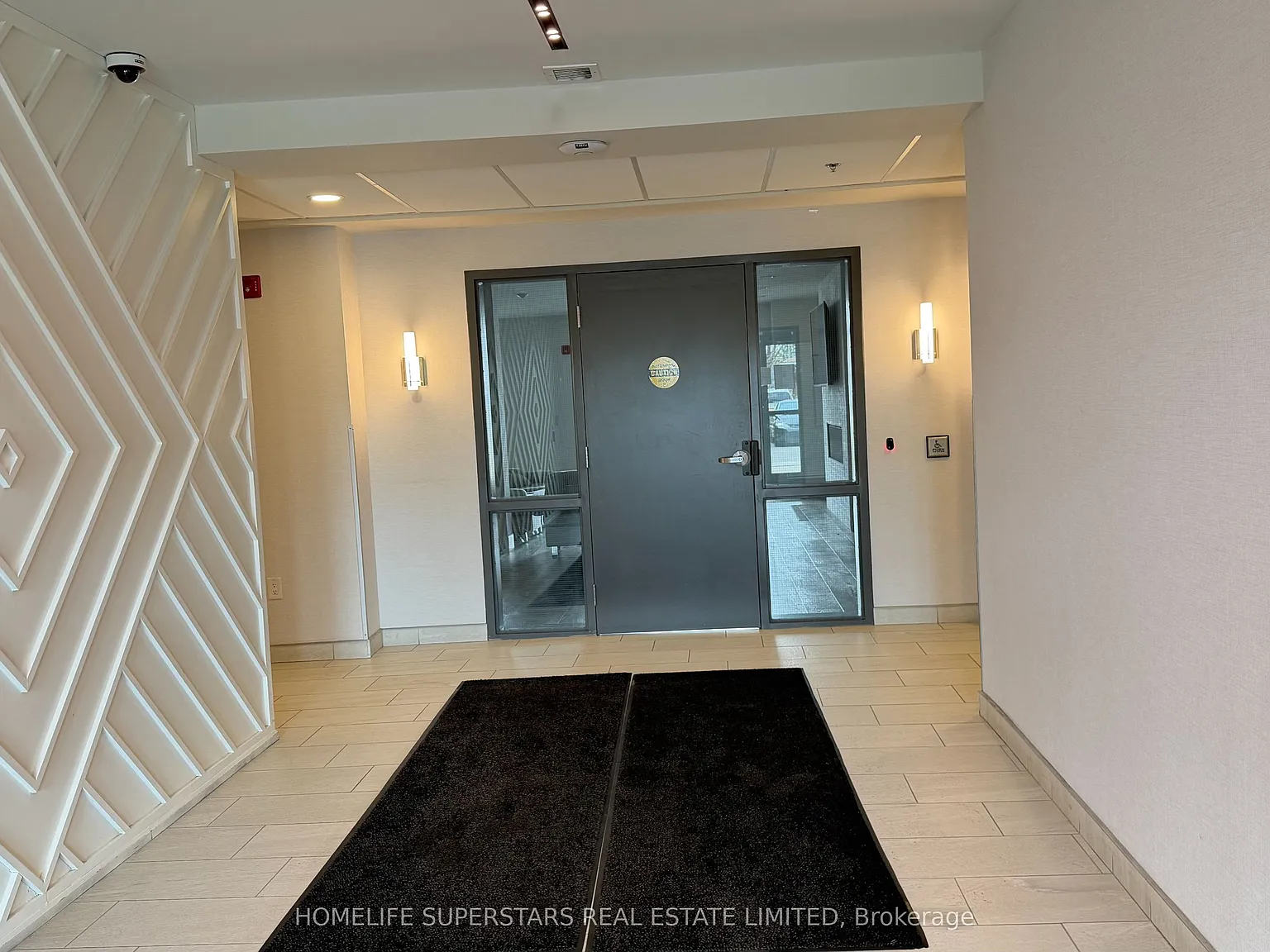 2 bed, $2,300 — Photo 4