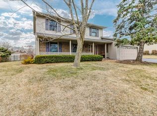 1666 Nebraska Dr, Elk Grove Village, IL 60007