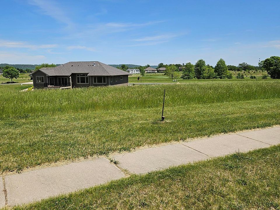 2nd image of 141 Hillwood Dr