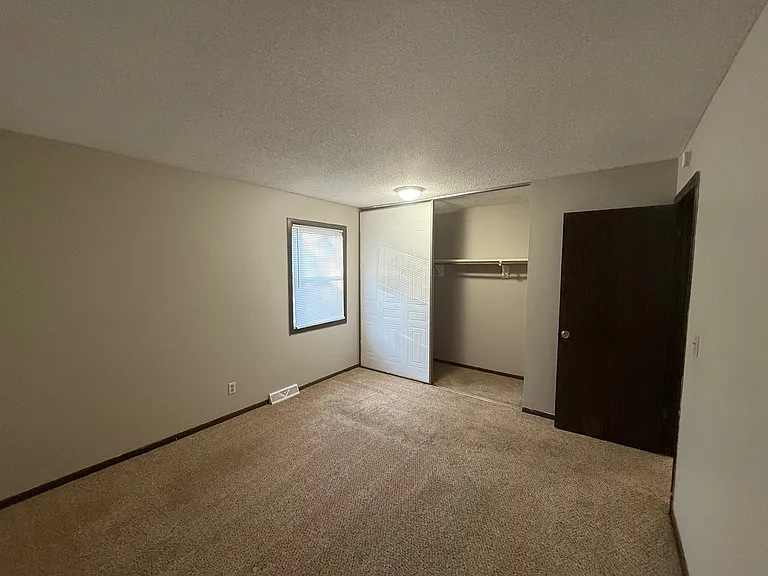 1220-1222 Geneva Cir #2 — Photo 10
