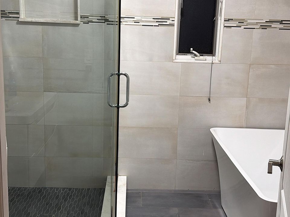 1st image of 107 Montreal Ave #1