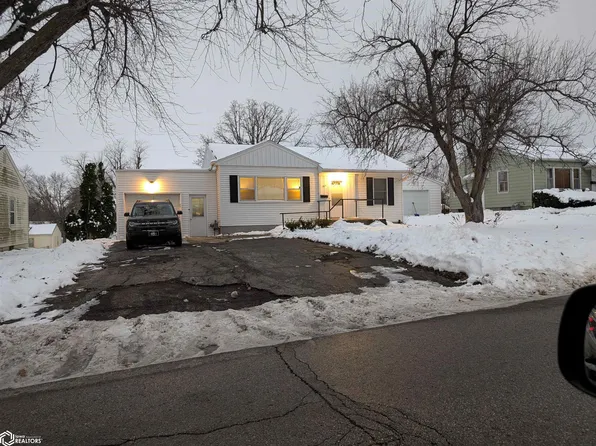 1011 S 7th Ave, Marshalltown, IA 50158