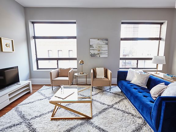 2nd image of 1365 N Wells St #3
