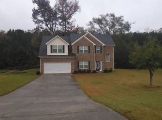 7145 Magnolia Ln, Fairburn, GA 30213