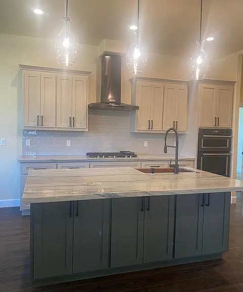 687 Jean Marie Dr — Photo 4