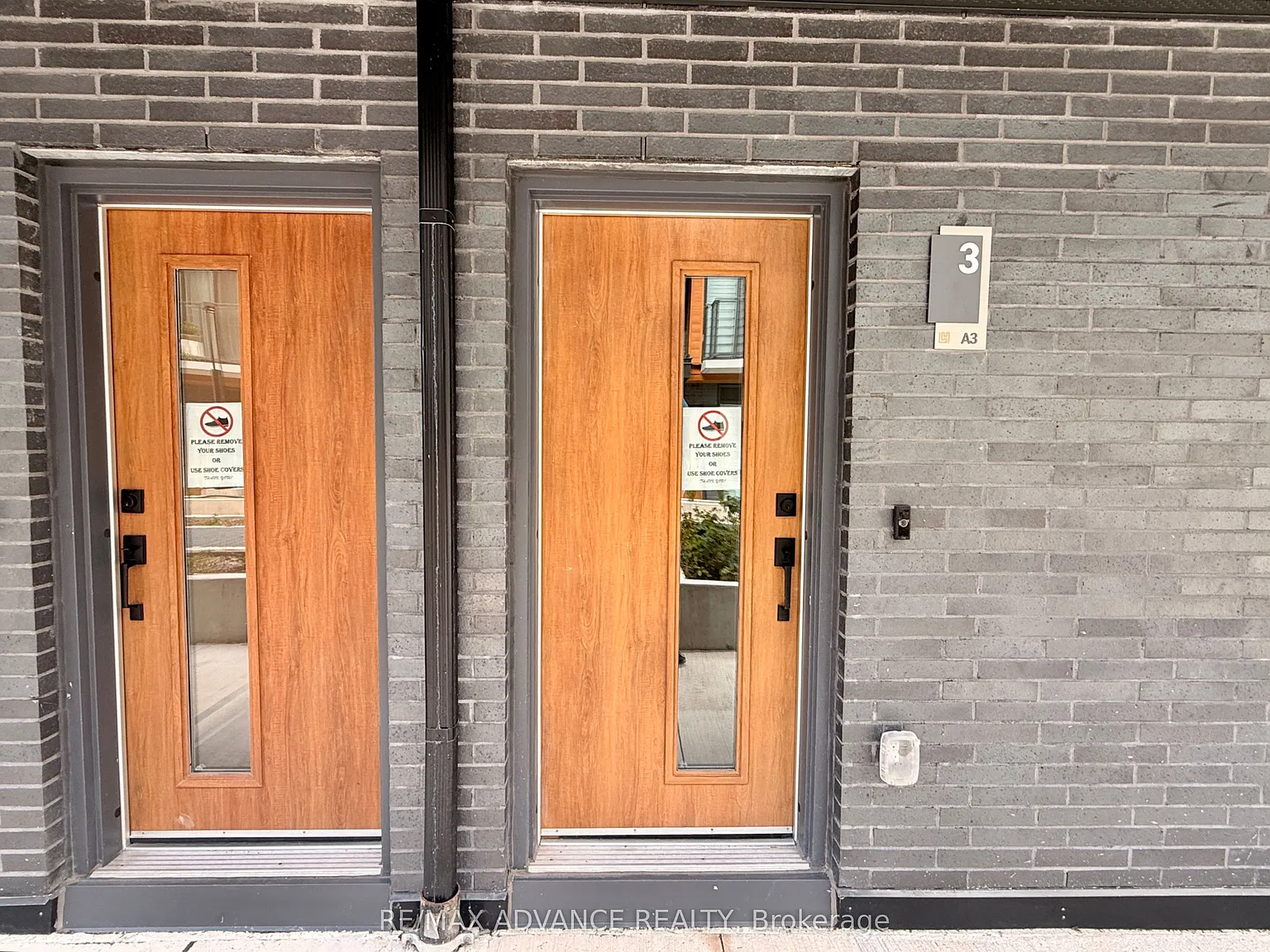 3 bed, $3,000 — Photo 2