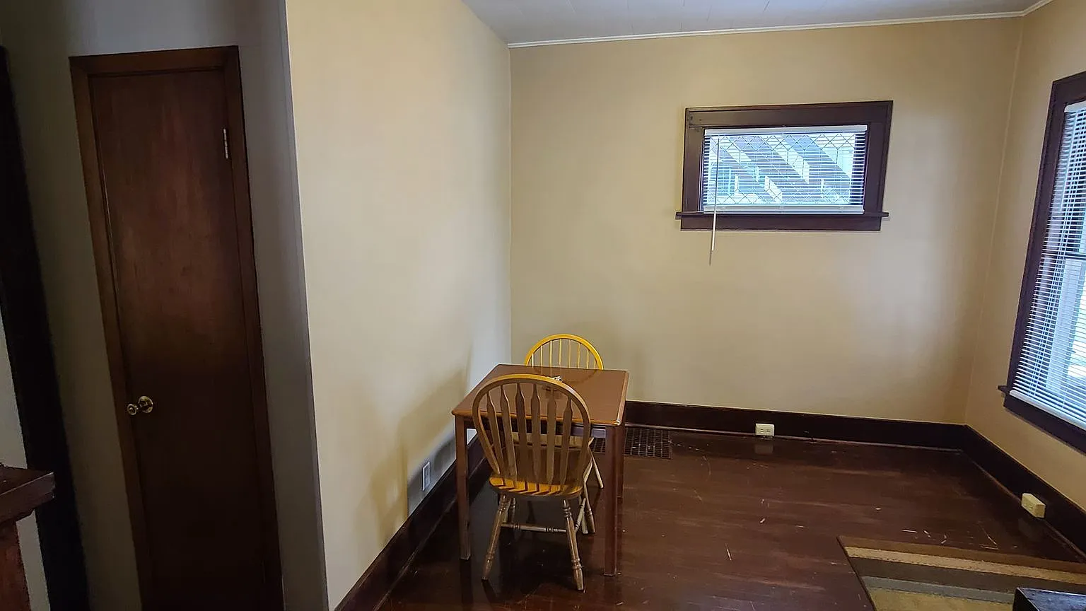 Taylor & Company 1243 — Photo 3