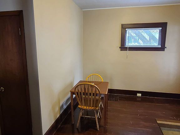 3rd image of 1243 1st St SW #1