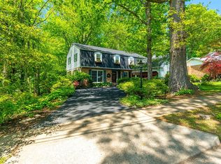 3634 Camelot Dr, Annandale, VA 22003