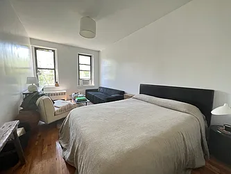 Rented by Nolita Group