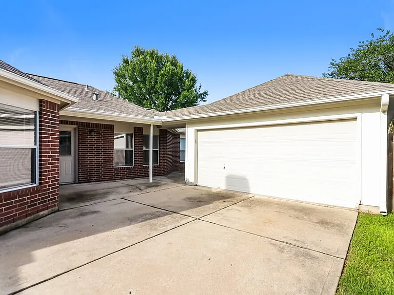 3830 Lake Ballinger Ln — Photo 16
