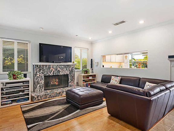 4th image of 2527 Ciro Cir