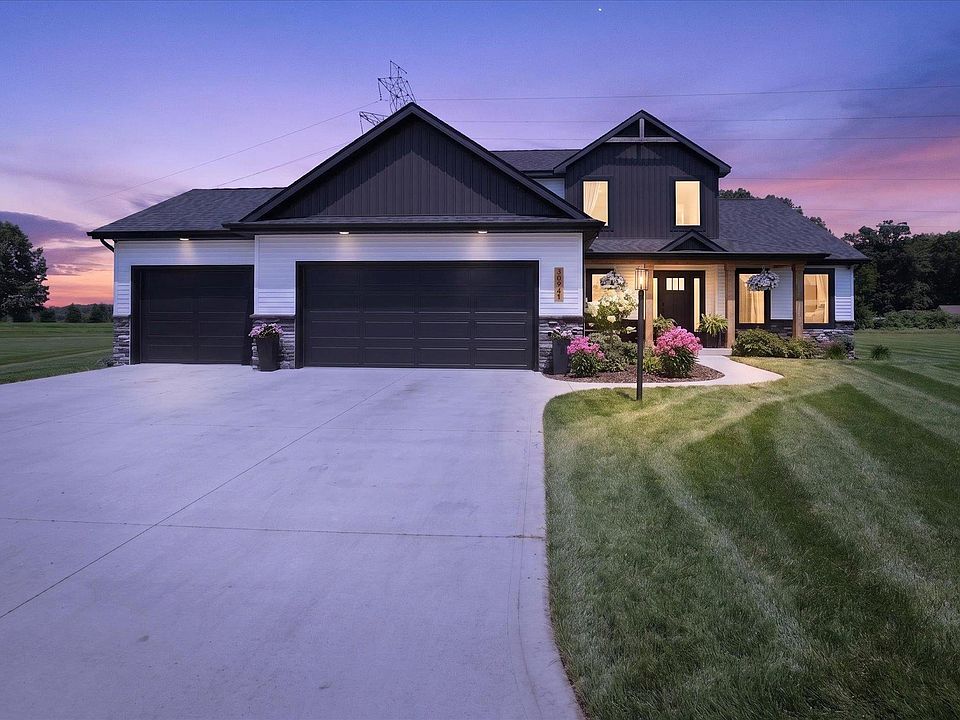 1st image of 30949 Villa Dr