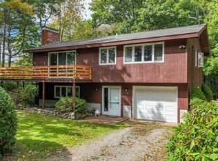 28 Ossipee Rd, Cape Neddick, ME 03902