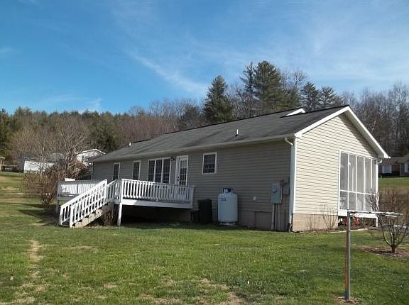 5th image of 149 Oak Hills Ln