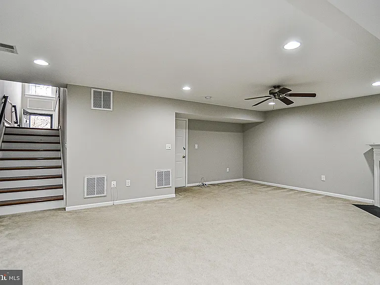 4654 Hummingbird Ln — Photo 39