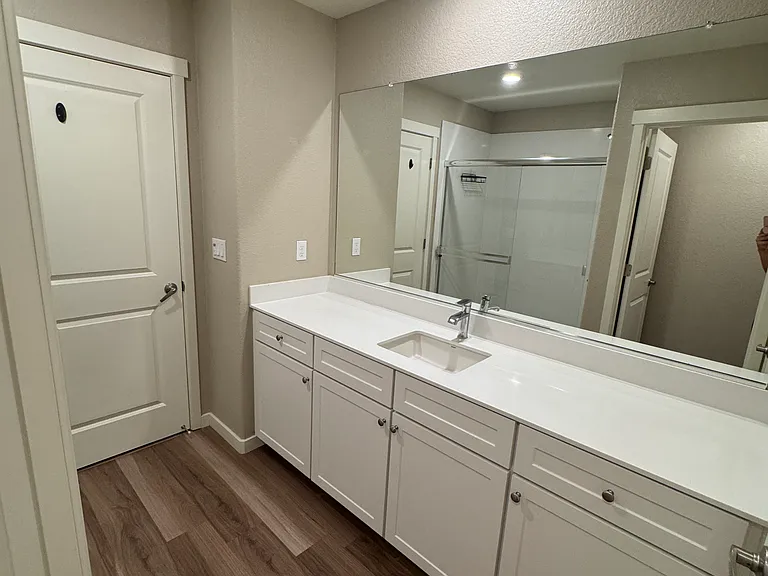 4103 Liverpool St — Photo 11