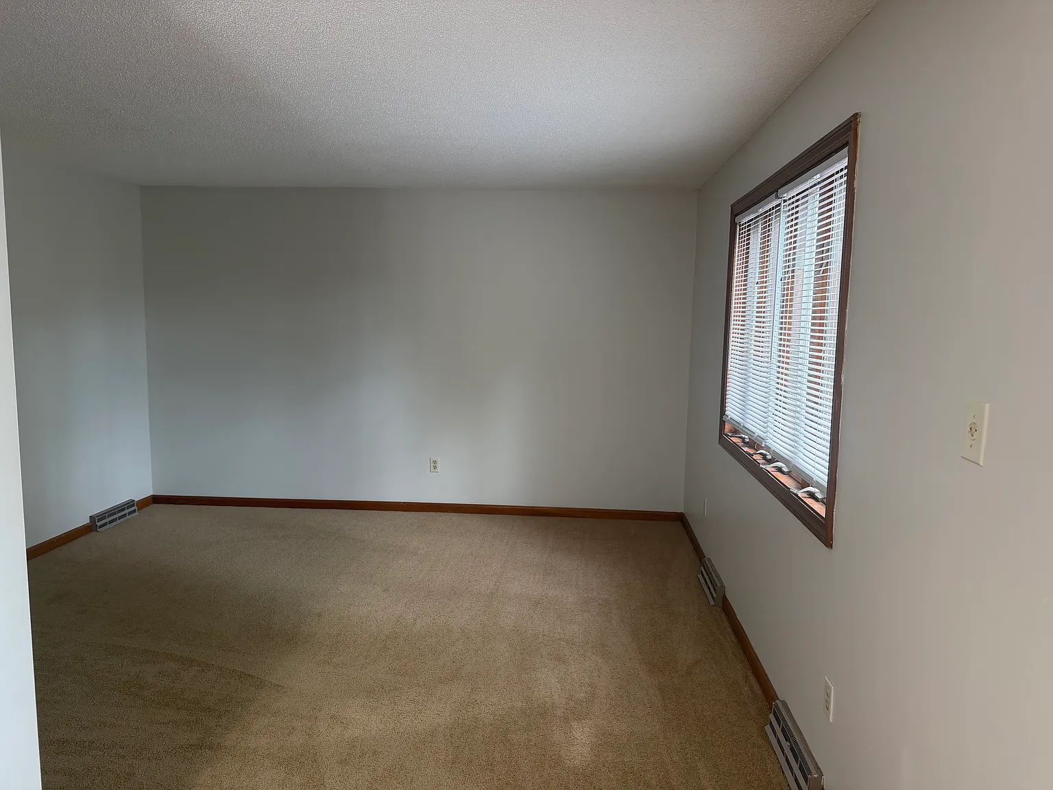 1 bed, $1,400 — Photo 2