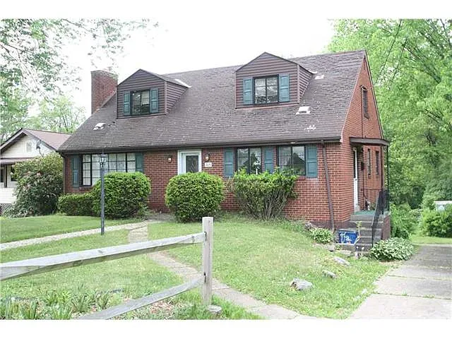 215 Northern Ave photo 1
