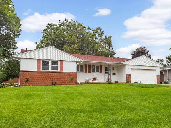 7112 W Shore Dr, Edina, MN 55435