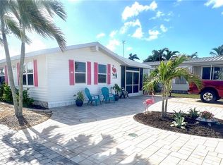 11331 Azalea Ln, Fort Myers Beach, FL 33931