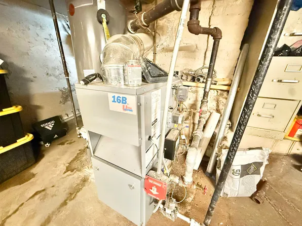 68 Brinkerhoff Street image 37 of 41