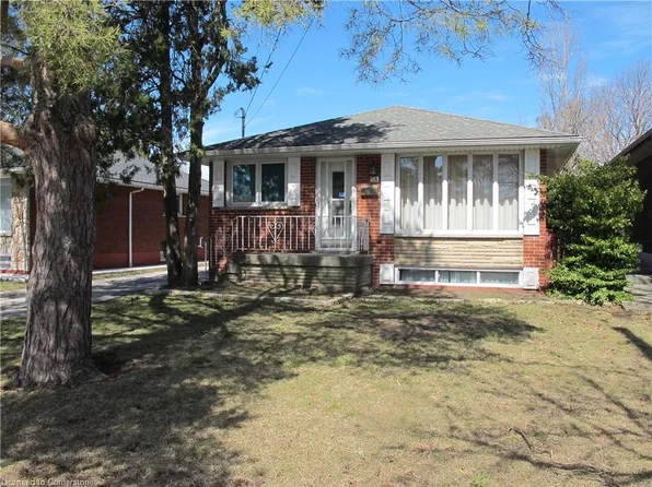 58 Atwater Cres, Hamilton, ON L9C 2E7