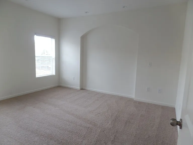5353 Nottinghamshire Ln — Photo 37
