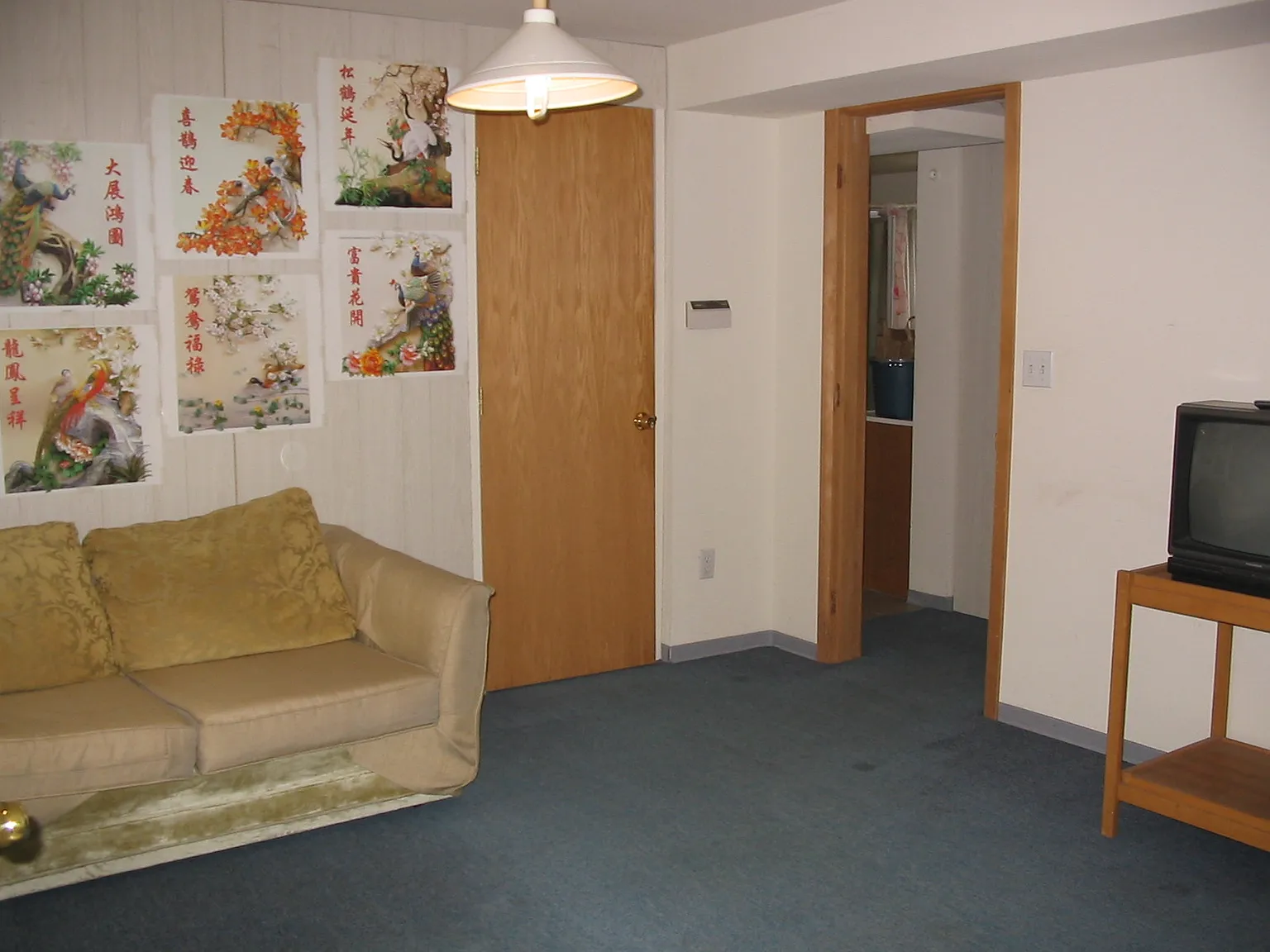 3 bed, 1.5 bath, 1050 sqft, $825 — Photo 3