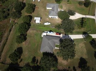 18501 River Estates Ln, Alva, FL 33920