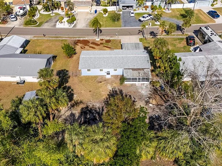 660 Flamingo Dr — Photo 45