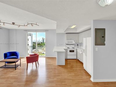 3500 Coral Way APT 814, Miami, FL, 33145