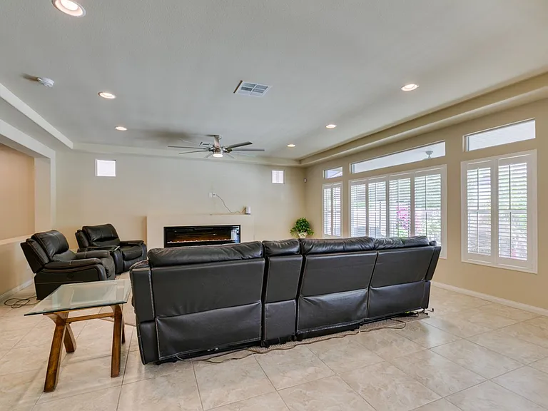 9766 Cadence Creek Ct — Photo 18
