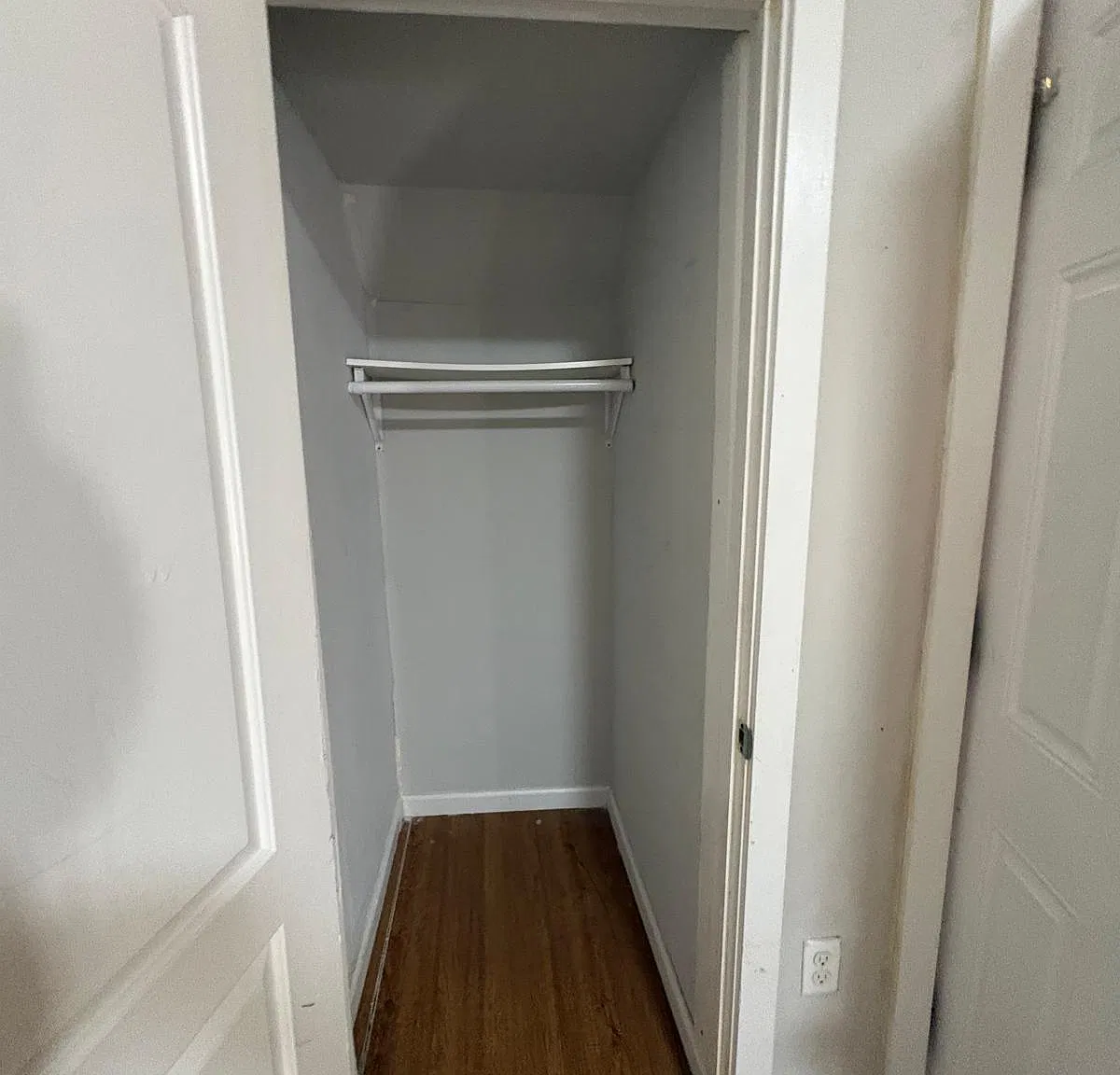 3 bed, $2,045 — Photo 3