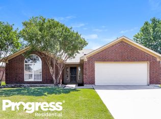 2704 Jennie Wells Dr, Mansfield, TX 76063