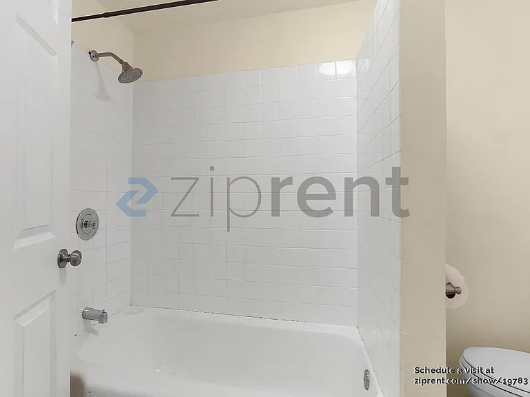 17815 8th Ave NE #A — Photo 14