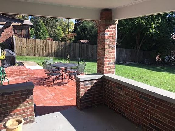 5th image of 211 Evans Dr