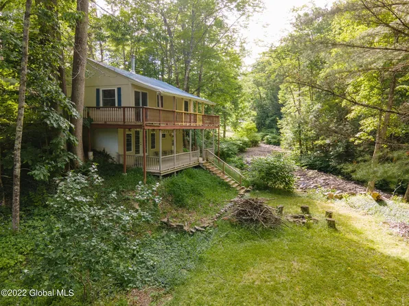 344 Pleasant Valley Rd. Road, Fultonham, NY 12071