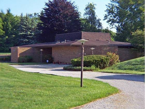 1st image of 1141 Meadow Park Dr
