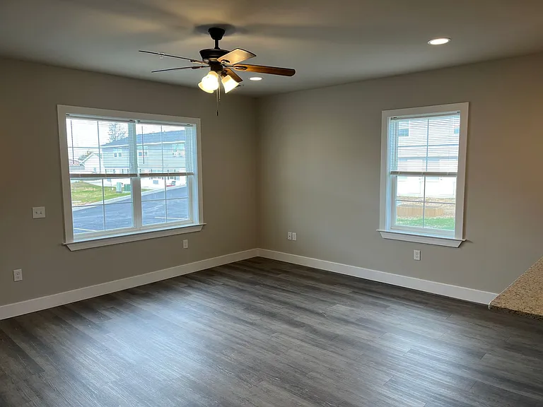 Salem Run Apartments Phase 2 — Photo 210