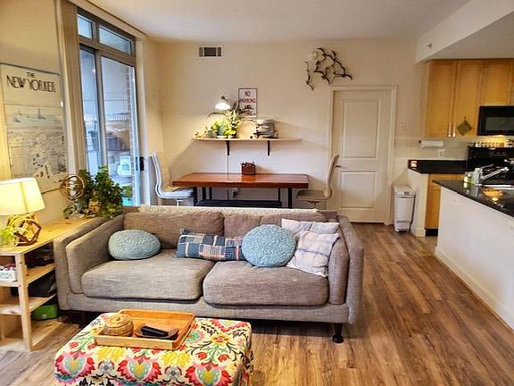 5th image of 820 N Pollard St APT 209