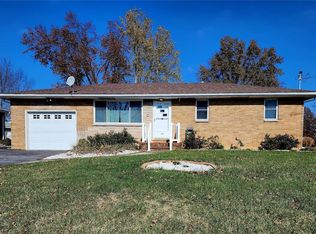 33876 Woodgate Ct, Brighton, IL 62012