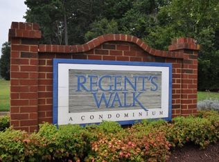 5 Salt Marsh Quay APT B, Hampton, VA 23666