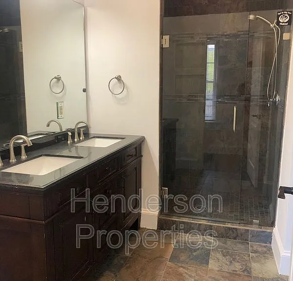 400 Faison Ave — Photo 9