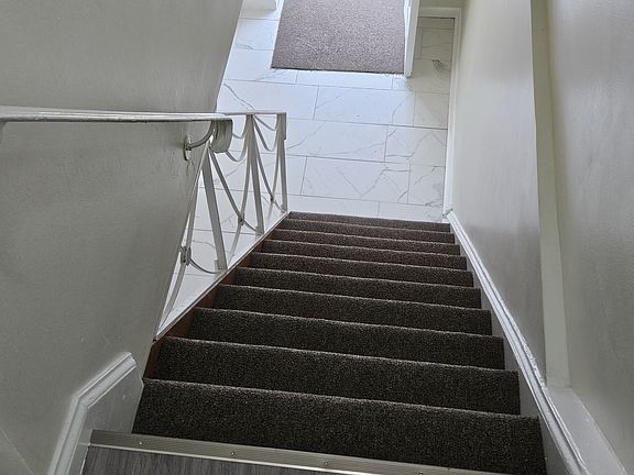 4th image of 58 Suburban Ln