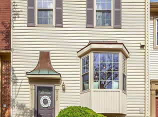 5725 Burke Towne Ct, Burke, VA 22015